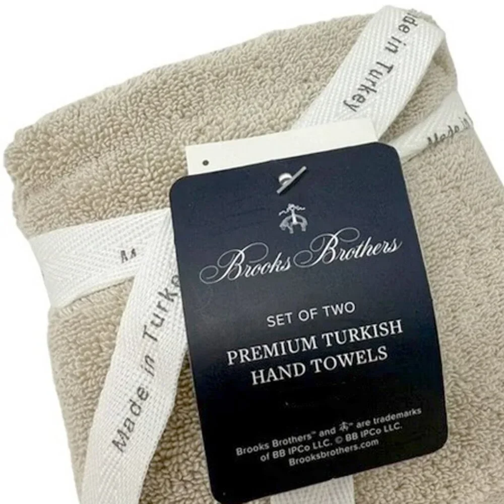 NEW! BROOKS BROTHERS Premium Turkish Hand Towel Set! Tan  2 Hand Towels  18 x 28